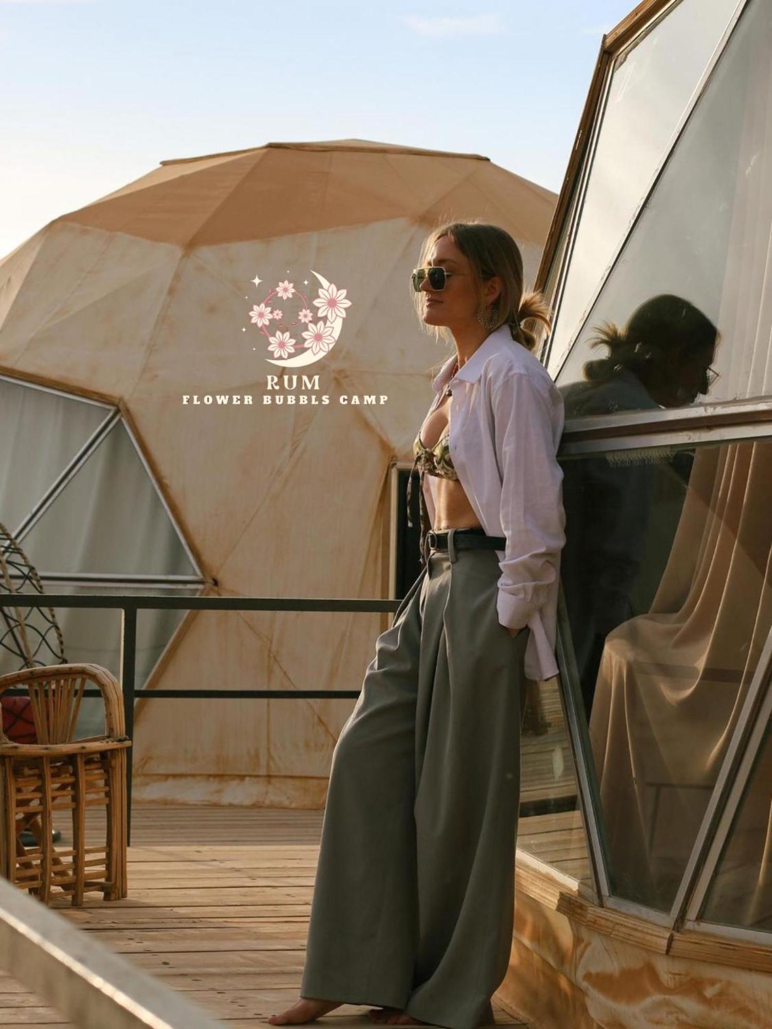 Rum Flower Bubbles Luxury Camp Wadi Rum Buitenkant foto