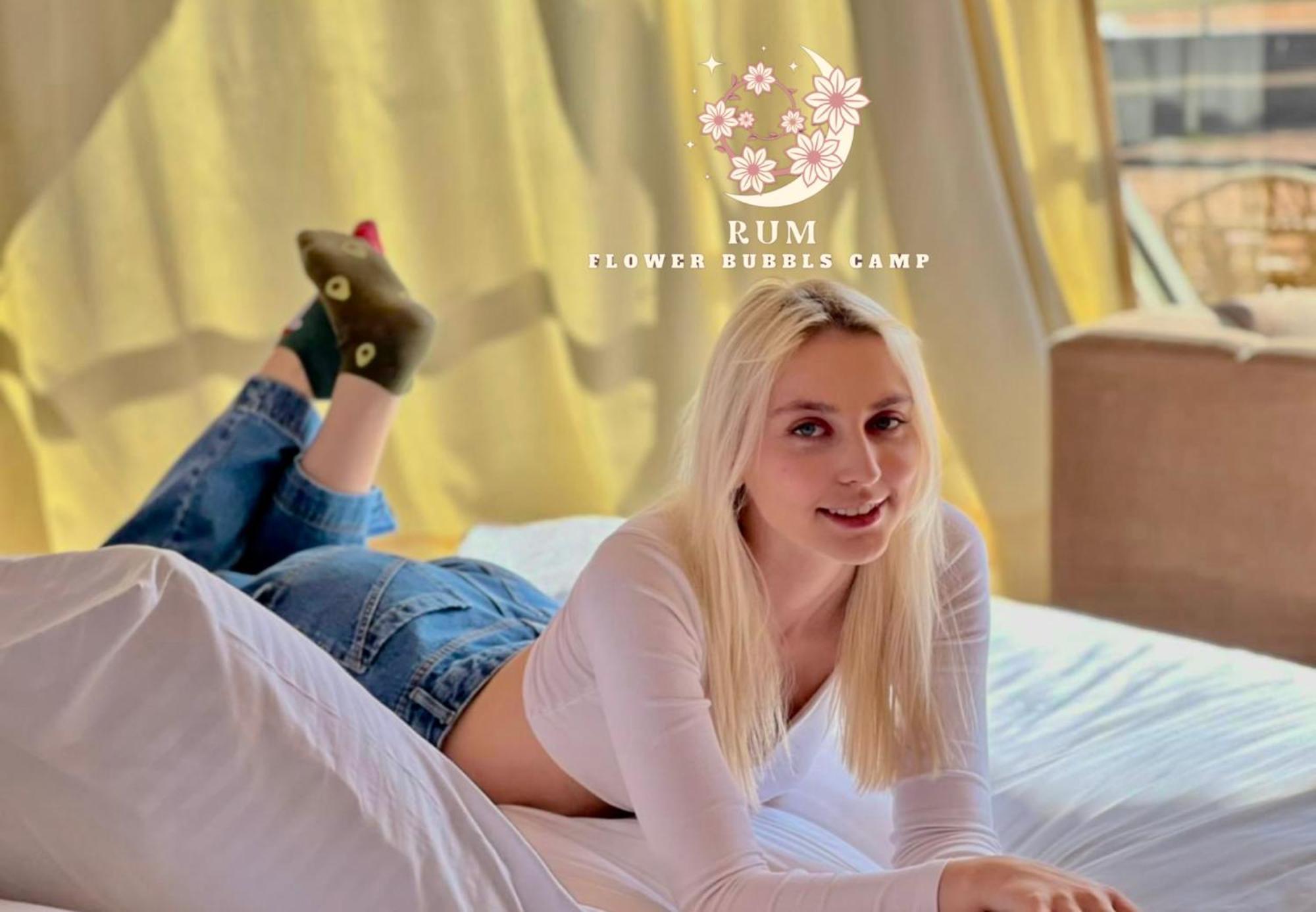 Rum Flower Bubbles Luxury Camp Wadi Rum Buitenkant foto